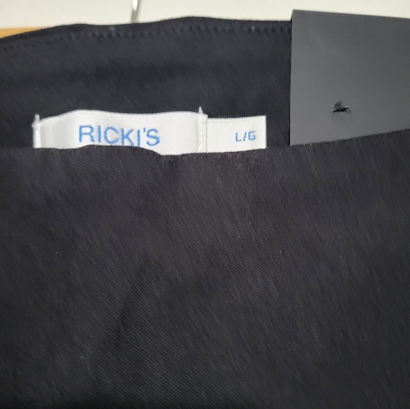 Micro Twill Capris - Picture 4 of 4
